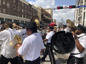 Read more about the article Jazz returns to the streets of New Orleans 