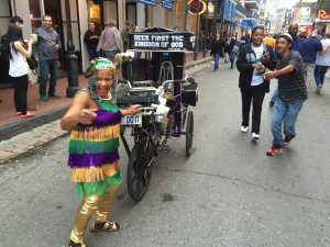 Read more about the article The Mardi Gras 2023 season begins with the saintly Joan of Arc parade in the French Quarter