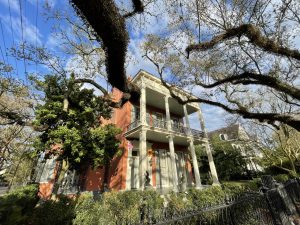 Read more about the article Garden District tour was fascinating